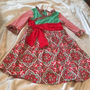😊BOGO😊 Counting Daisies Christmas dress!
